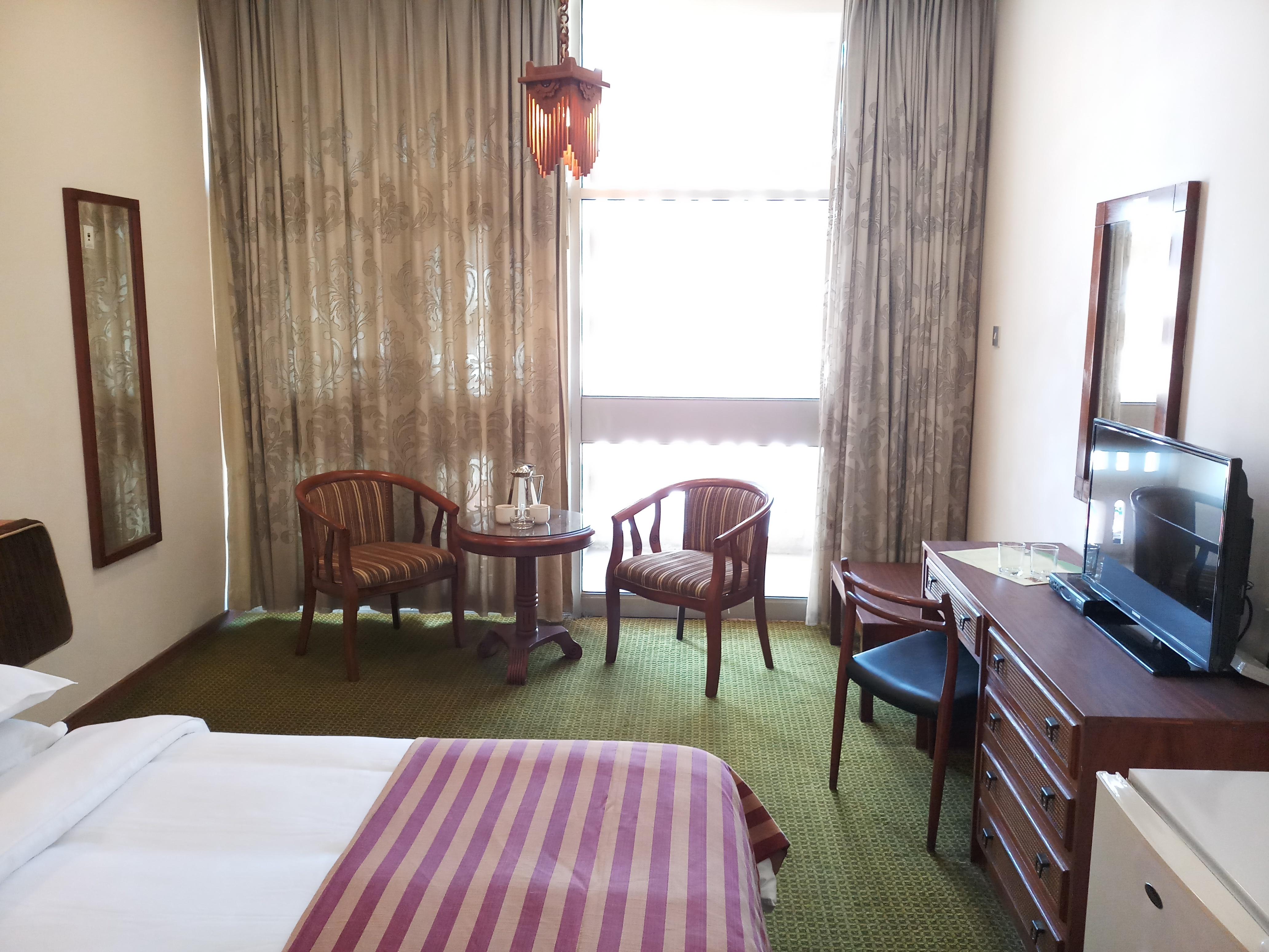 Oriental Palace Hotel Манама Экстерьер фото